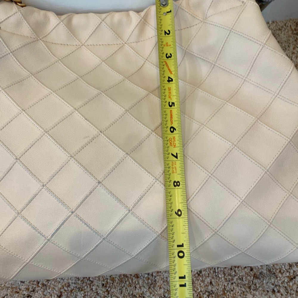 Tory Burch Cream Quilted Shoulder Bag - Picture 6 of 16